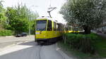 Tatra-Straßenbahnzug der Stettiner Straßenbahn durchfährt eine Schleife, 26.04.2018