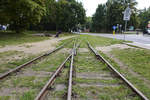 Die alte Strecke Zwischen Danzig (Gdánsk) und Westerplatte wird heute nur mit einer Draisine für Touristen befahren. Aufnahme: 13. August 2019.