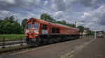 Class 66163 der DB Cargo in Bahnhof Nowy Bieruń am 08.06.2020.