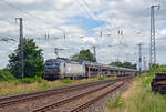 370 020 der PKP Cargo führte am 23.06.24 einen langen Fiat-Autozug durch Saarmund Richtung Potsdam.