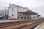 SÃO MARTINHO DO PORTO (Distrikt Leiria), 15.09.2013, Bahnhofsgebäude an der Linha do Oeste