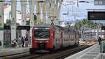 Triebzug 3575 wartet auf Abfahrt am 06.06.2017 im Bahnhof Lissabon Oriente