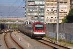 LISBOA (Distrikt Lisboa), 23.04.2014, ein Alfa Pendular auf dem Weg nach Faro auf Vorbeifahrt am Bahnhof Roma-Areeiro