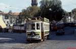 Triebwagen 164 (Brill 1910) hat sich im April 1984 auf den Weg vom Carmo nach Foz gemacht.