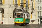 Wagen 566 auf der Line 25 bei Hauptplatz Pç.