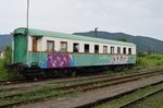 Alter Medizinwagen der CFR. Foto im Bahnhof Calimanesti am 17.06.2016