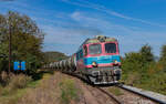 60 1545 der GFR	mit dem 662190 (Simleul Silvaniei - Brazi) am Haltepunkt Var 24.8.24