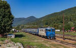 62 0741 mit dem R 4112 (Beclean pe Somes / Bucuresti Nord - Sighetu Marmatiei) im Bahnhof Valea Vișeului 20.8.24
