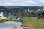 Brücke über dem Fluss Olanesti kurz vor dessen Mündung im Fluss Olt bei Ramnicu Valcea, Diese Brücke liegt imnitten der stadt, etwa 200 Meter Südlich vom Bahnhof.