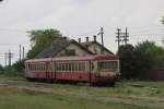 Sanicolaul (Rumnien) am 10.05.2010  Ein ehemaliger VT der SNCF ex XBD 97-0525 steht im Einsatz fr Regio Trans im rumnischen Nahverkehr und wartet hier im Bahnhof auf seine nchste Fahrt.