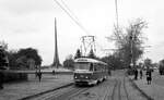 Moskau Tram__K2SU beim  Sputnik-Denkmal .__10-1977 