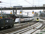 Drei verschiedene Zuggattungen beim Dienstbahnhof nördlich des Bahnhofs Stockholm C. Stockholm, 13.9.2024