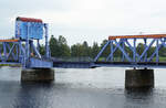 Mittelteil als Hubbrücke? In der Nähe des Bahnhofs Mora befindet sich diese spezielle Brücke. Mora, 6.8.2024