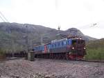 Dm3 1219/1239/1226  Dennewitz  mit beladenen Erzzug fhrt am 04.09.2007 an der stlichen Abzweigung zum Bahnhof Katterat auf dem Umgehungsgleis in Richtung Narvik.