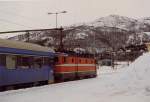 Rc6 mit Nachtzug nach Stockholm im Mrz 1999 in Narvik. Dieser Zug fhrt ca. 1800 km in 19 Std. 15 Min.