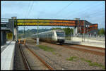 Der SJ X55 3745 durcheilt in Höchstgeschwindigkeit (Vmax 200 km/h) am 15.08.2024 den 2005 eröffneten Bahnhof Förslöv in Richtung Süden.