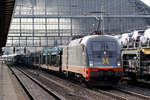 Hector 242.504 durchfährt Bremen Hbf. 10.4.2018