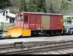 BLS - Dienstwagen X 99 85 95 92 801-6 abgestellt im Bhf. Goppenstein am 30.04.2023