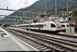 RABe 524 012 und RABe 524 108 (Stadler FLIRT) der TILO SA (SBB/TRENORD S.r.l.) als S10 nach Chiasso (CH), weiter als R 25167 (R10) nach Como S.