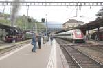 Eisenbahn Vergangenheit und Gegenwart am 07.03.12 im Bhf.Bellinzona.