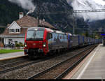 SBB - Loks 193 471 und 193 532 unterwegs am Lötschberg bei der durchfahrt in Kandersteg am  05.10.2020