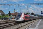 TGV Lyria 4728 durchfährt am 10.06.2024 den Bahnhof Rupperswil.