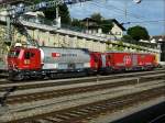 Schienen-Lschfahrzeug durchfhrt am frhen Morgen des 31.07.08 den Bahnhof von Spiez. Am spten Nachmittag war derselbe Zug, aber dreiteilig, in Brig abgestellt.(Hans)