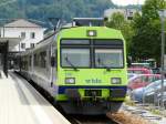 BLS - Regio nach Thun auf der S4 an der Spitze des Zuges der Triebwagen RBDe 4/4 566 236-6 im Bahnhof Burgdorf am 10.08.2014
