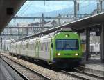 Ein Regio nach Zweisimmen verlsst den Bahnhof von Spiez am 29.07.08 geschoben von Lok 507. (Jeanny)