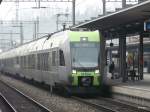 bls - Triebzug RABe 535 113-5 bei der einfahrt im Bahnhof Spiez am 06.04.2013