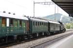 SBB Historic fuhr am 05.06.2022 mit der C 5/6 und Wagen aus der Zeit vor dem 2. Weltkrieg von Brugg nach Frick, hier im Bahnhof Frick AG.