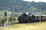 Die C 5/6 von SBB Historic zieht am 05.06.2022 Tender voraus einen Sonderzug von Frick AG nach Brugg AG.