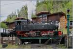 Die SEG G 2x 2/2 105 der Blonay Chamby Bahn wird in Chaulin bekohlt.