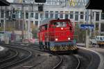 Am 842 001-0 legt sich am 16.11.09 im Bahnhof Oerlikon in die Kurve.