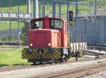 EDG - Tm 2/2 232 288-1 mit 1 Güterwagen bei der einfahrt in den Bahnhof Riedtwil am 31.08.2015