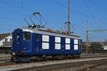 Re 4/4 I 10009 vom Verein Pacific 01 202 steht am 05.02.2025 beim Bahnhof Kaiseraugst.