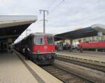 SBB 11128 mit dem IC 185 von Stuttgart Hbf nach Zrich HB, in Singen (Hohentwiel); 21.06.2010