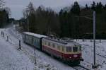 Am 14.01.2017 veranstaltete der Verein TEE CLASSICS eine Winter-Erlebnisfahrt von Romanshorn nach Koblenz und zurck. Als sich die 1951 gebaute Re 4/4 I 10034 mit dem Leichtstahlwagen der Lokremise Sulgen kurz vor der Station Roggwil-Berg befand, wurde auf den Auslser gedrckt.