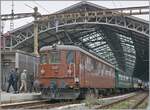 Der Train Chasse ist in Lausanne angekommen und zu meiner Freude und Überraschung hat dieses Jahr die BLS (Historique) Ae 4/4 251 als  Bonus Lok für Fotographen  den Schiebedienst als  Angstlok  übernommen.

26. Oktober 2024 