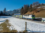 BLS Re 420 502 mit einem RE Zweisimmen - Interlaken am 24. Dezember 2017 bei Weissenburg.