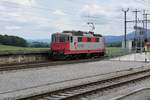 TRAVYS:
AUSSERHALB DER HEIMISCHEN GELEISEN.
TRAVYS Re 4/4 II 420 503-6 ehemals BLS, ehemals SBB in Glovilier am 6. Juni 2018.
Foto: Walter Ruetsch