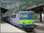 Re 420 512 der BLS steht am 27.07.2008 steht mit einem Zug aus Spiez im Bahnhof von Brig.