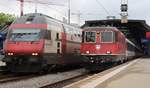 SBB Re 4/4 II Nr. 11303 und IC 280 von Zürich HB via Schaffhausen nach Singen (Hohentwiel) bei der Abfahrt um 10.35 auf Gleis 11 im HB Zürich. Samstag, 2. September 2017