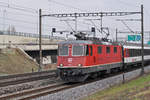 Re 4/4 II 11304 fährt Richtung Bahnhof SBB. Die Aufnahme stammt vom 16.11.2017.