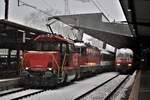 SBB Rangierlok Ee 922 017-9 und SBB Re 4/4 II Nr.