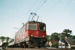 Die Re 4/4II 11125, am 3.11.03 auf der Strecke Zug - Arth-Goldau