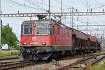 Re 420 272-7 durchfährt den Bahnhof Pratteln. Die Aufnahme stammt vom 28.05.2018.