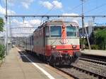 Die SBB Re 4/4 II Nr. 11108 steht mit dem Jail-Train fahrbereit auf dem Gleis 1 im Bahnhof Bassersdorf, welche an dieser Stelle die  Fahrgäste  verladen wurden. 

Montag 16. Juli 2018