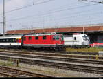 SBB - Re 4/4  420 148-9 mit IR unterwegs in Prattelen am 04.08.2018