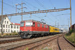 Messzug, mit der Re 4/4 II 11147, dem X 60 85 99-90 108-9 und dem BDt 50 85 82-33 986-9 durchfahren den Bahnhof Pratteln.